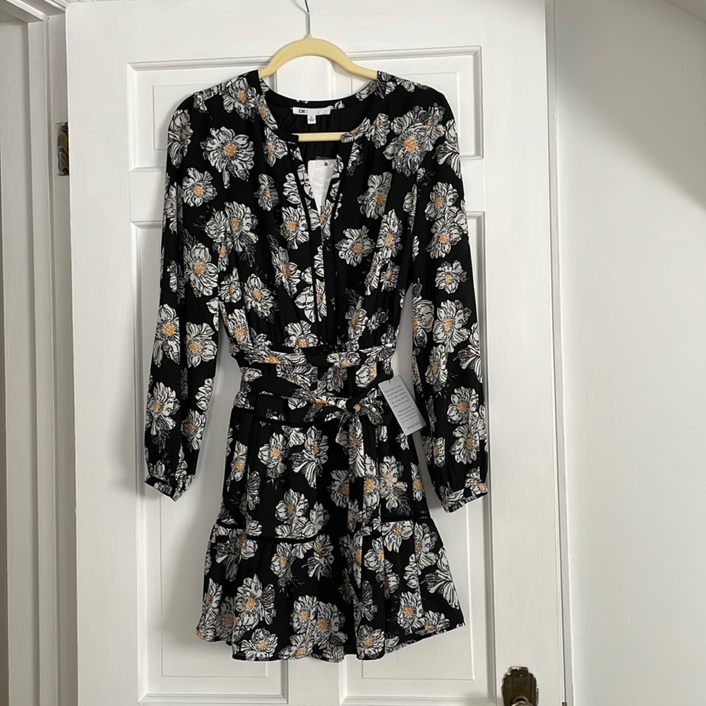 NWT Black Floral Long Sleeve Dress